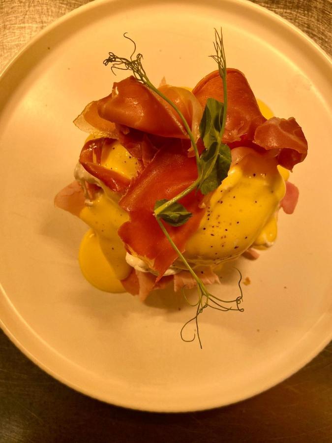 Chainbridge Usk Riverside Gastro Pub And Accommodation Trostrey 외부 사진
